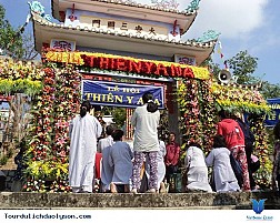 Khám phá ngay Dinh bà Thiên Y A Na