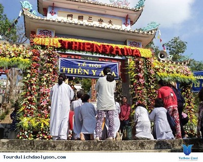 Khám phá ngay Dinh bà Thiên Y A Na