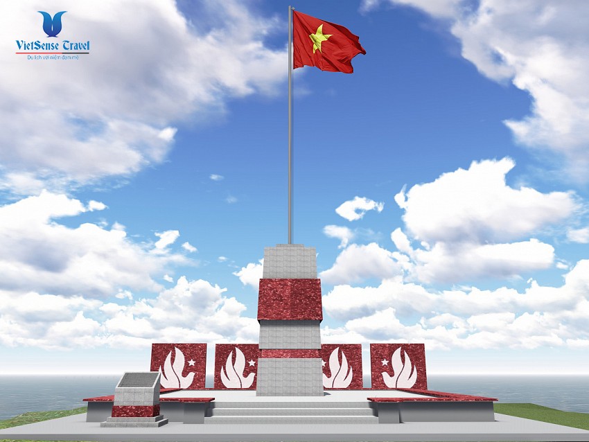 Cột cờ Tổ quốc trên đỉnh Thới Lới