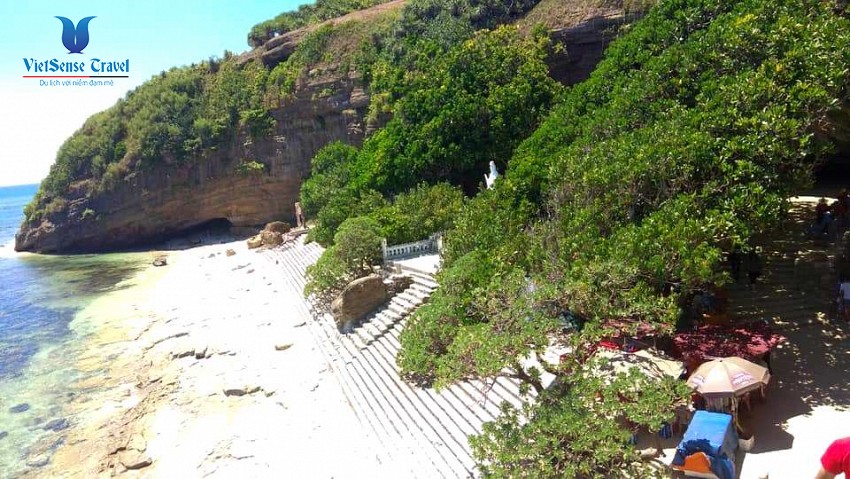 Chùa Hang Đảo Lý Sơn - Quảng Ngãi