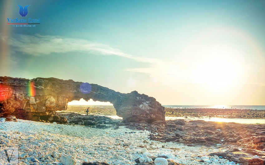 Thiên đường check - in ở Lý Sơn mang tên Cổng Tò Vò Thiên đường check - in ở Lý Sơn mang tên Cổng Tò Vò